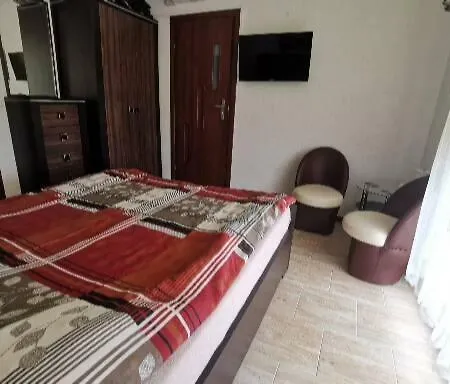Apartamento Goscinne-kwatera U Evy Swarzewo